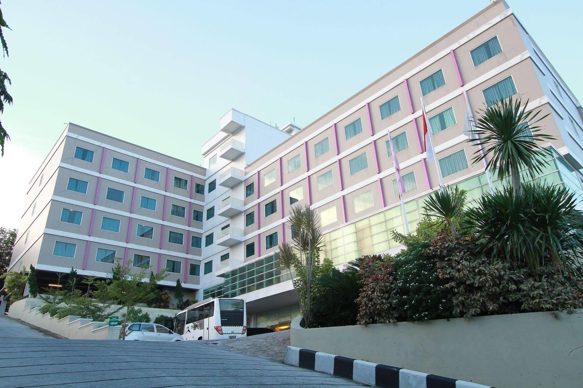 D'Primahotel Balikpapan Ngoại thất bức ảnh