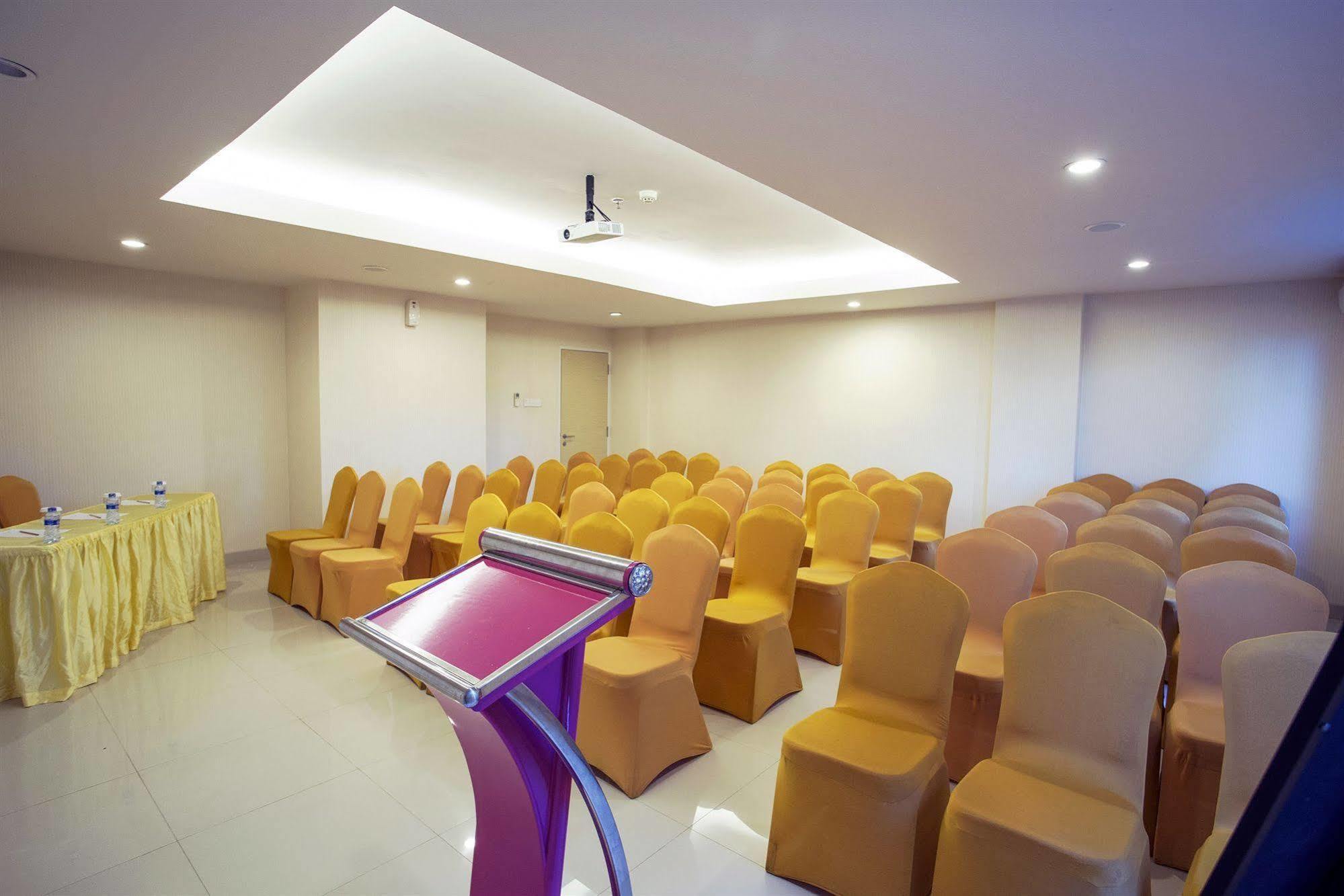 D'Primahotel Balikpapan Ngoại thất bức ảnh